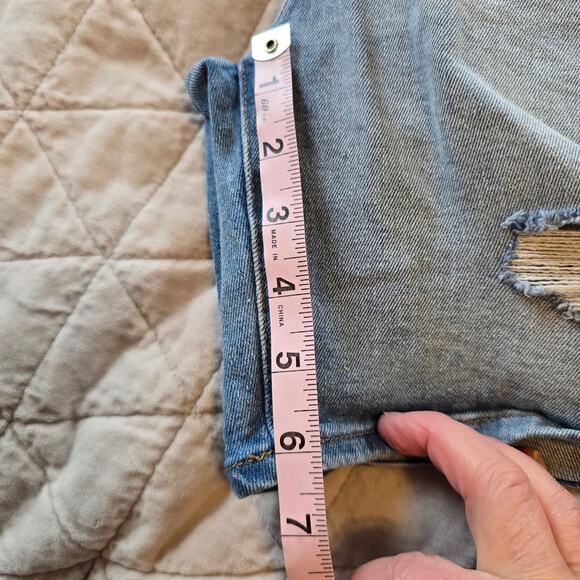Lucky Brand The Roll Up Jeans Shorts Women's 4 Blue Distressed Festival Beachy - Picture 8 of 8